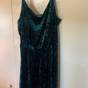 Emerald Green Crushed Velvet Minidress XXL